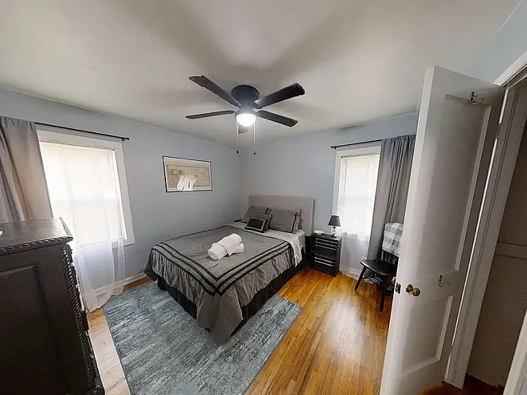 7148 E Marshall St — Photo 1