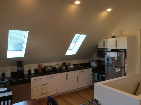 28 Laurel St #3, Watertown, MA 02472