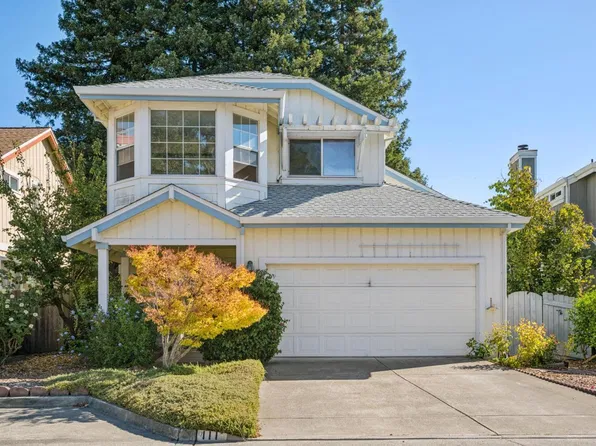 111 White Oak Circle, Petaluma, CA 94952