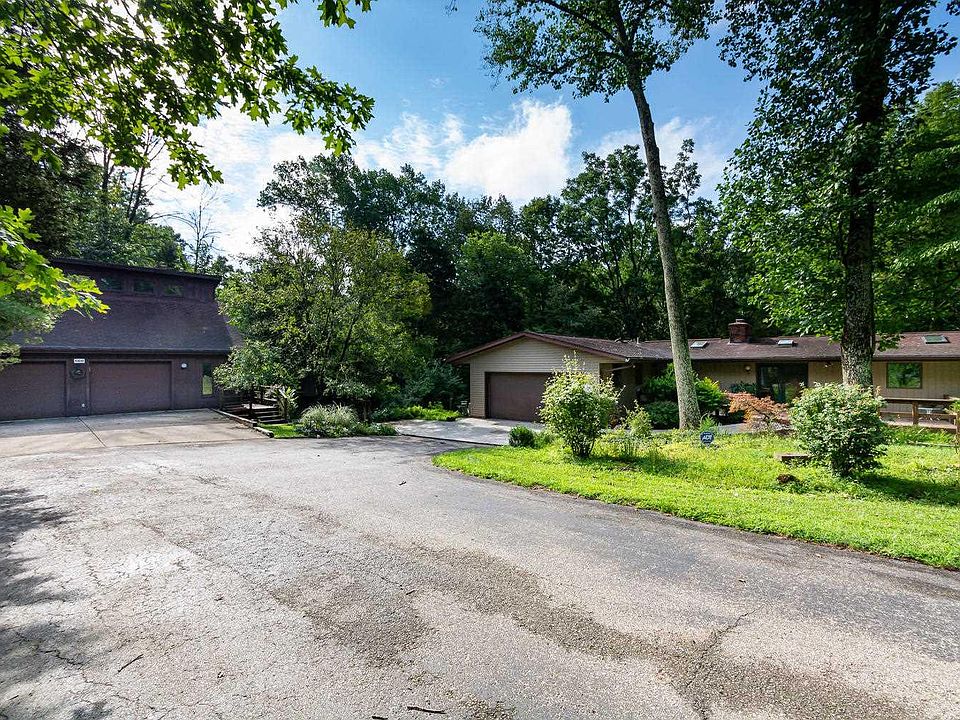 1st image of 396 S Lori Ln