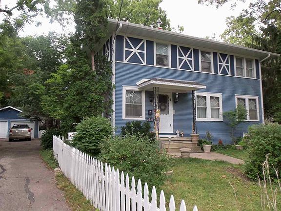 2nd image of 2626 Rainbow Dr
