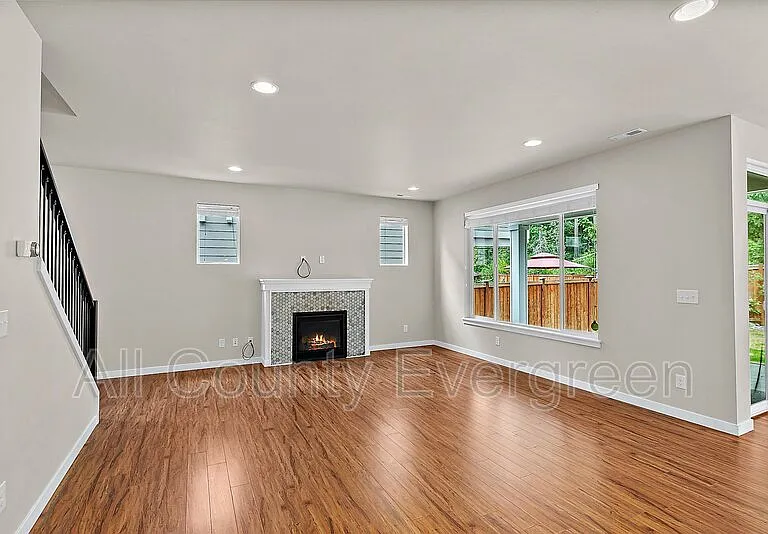 11913 173rd St E — Photo 6