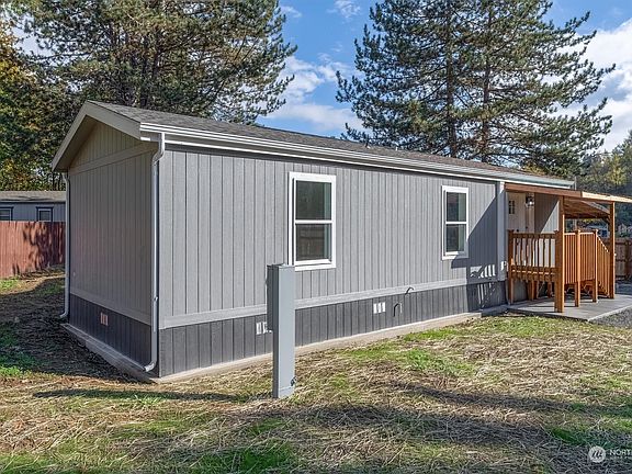 2nd image of 139 Camelot Drive