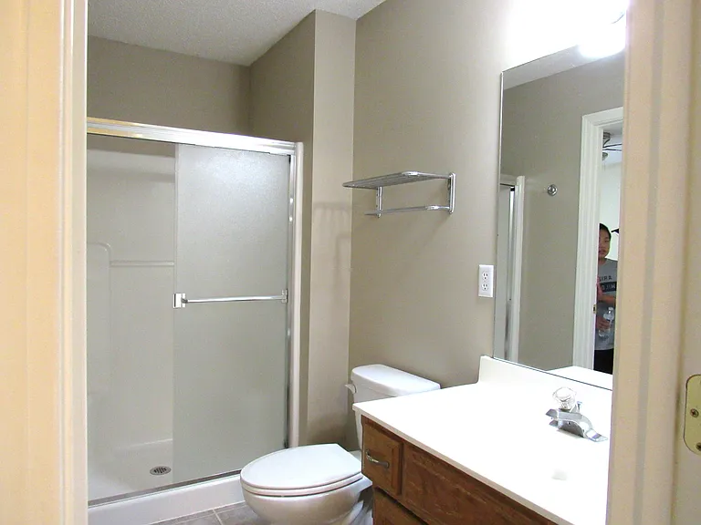 15146 Glenwood Ave #15146 — Photo 14