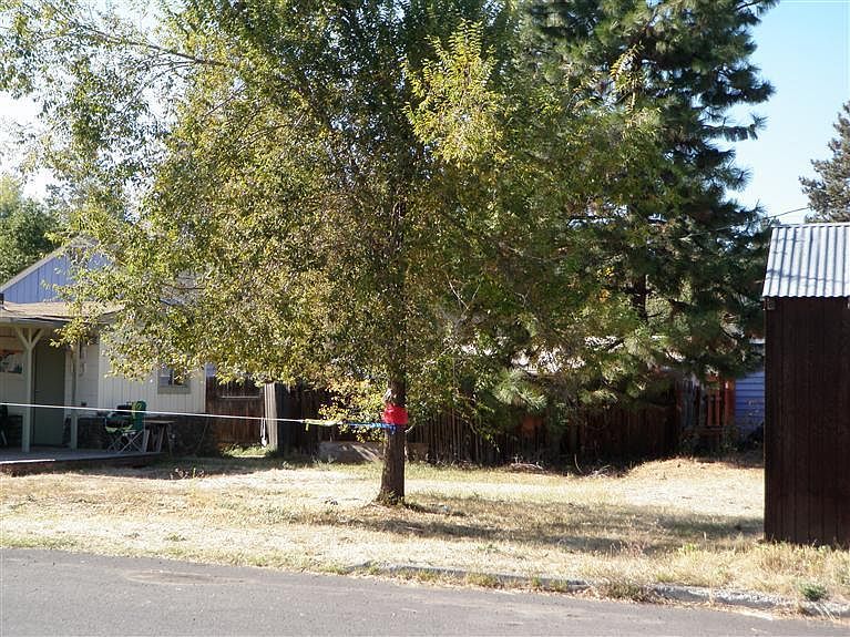 2nd image of 1302 NW Albany Ave