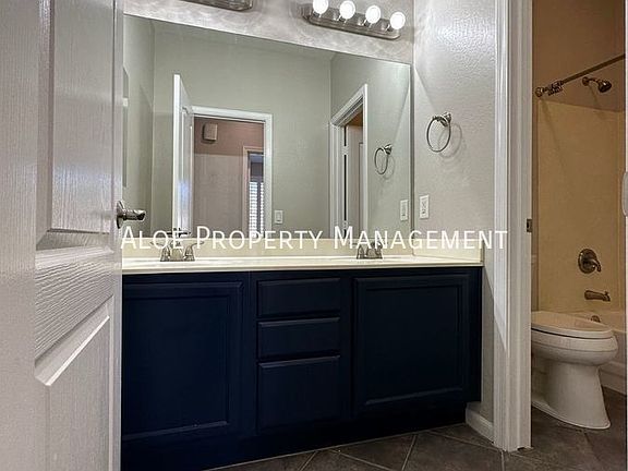 2nd image of 2693 S Beverly Pl