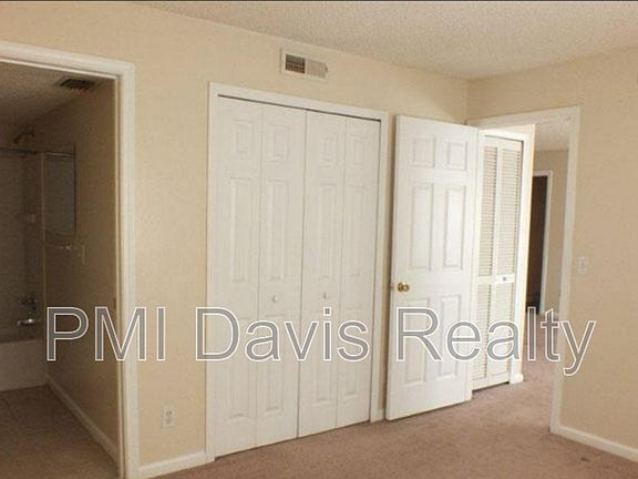 3rd image of 1845 Lindberg Dr #20