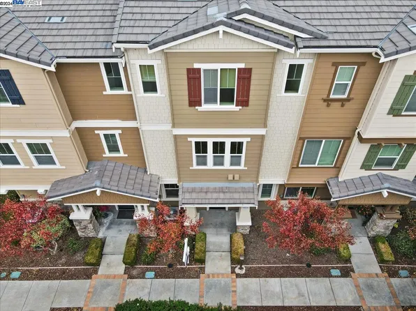 6933 Mariposa Cir, Dublin, CA 94568