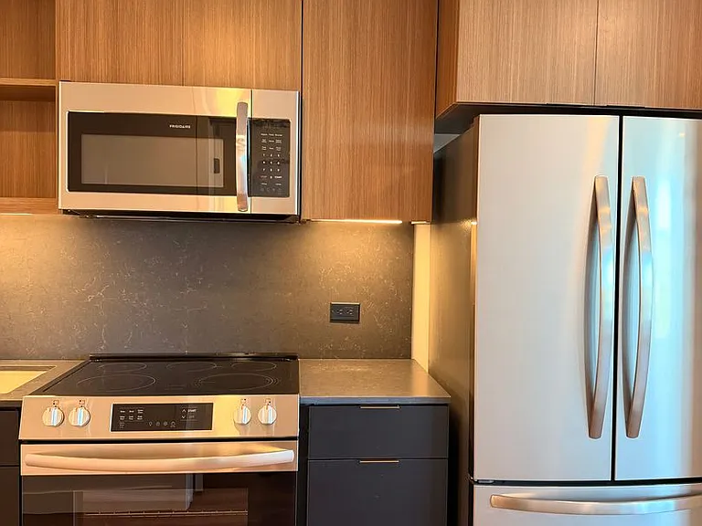 Rainford Apartments — Photo 91