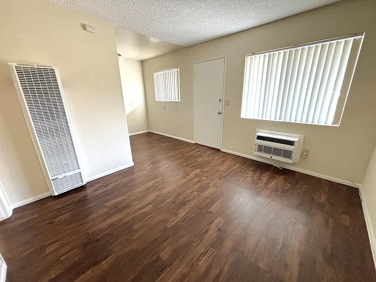 La Quinta — Photo 8