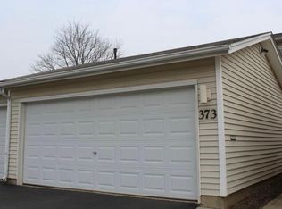 373 Dogwood Ter, Buffalo Grove, IL