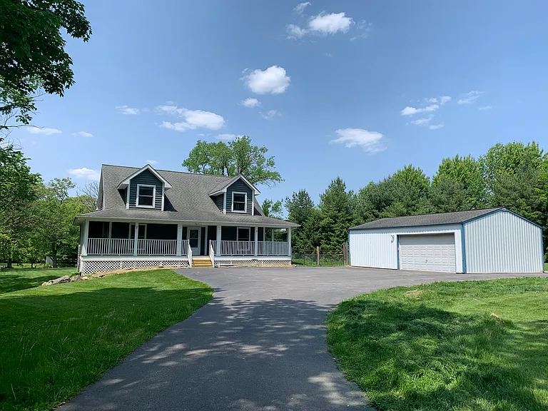 764-1 N Meridian Rd — Photo 1