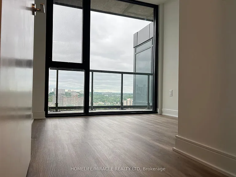 86 Dundas St E #1603 — Photo 12