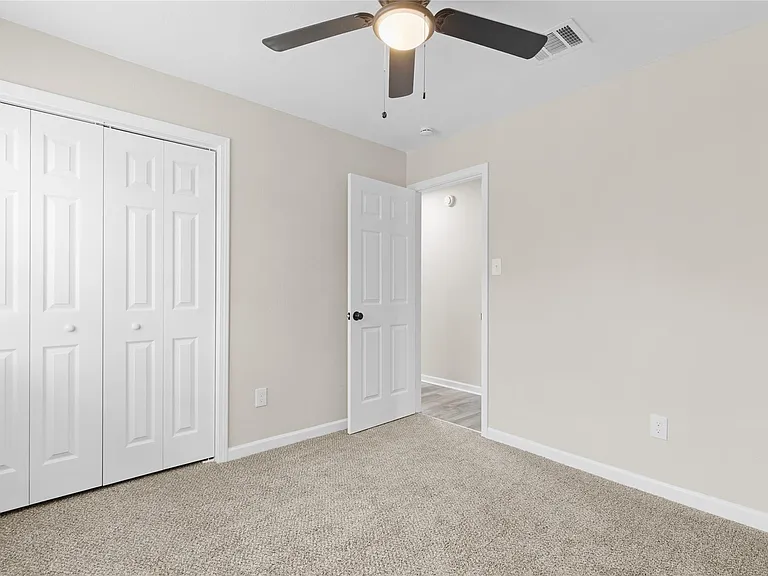 804 Avenue I — Photo 21