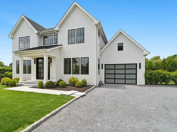 3 Dellaria Ave, Southampton, NY 11968