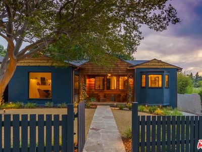 2725 Lakewood Ave, Los Angeles, CA, 90039