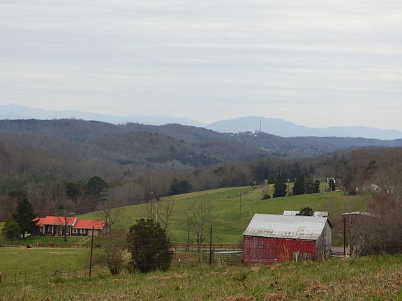 4th image of 4 Mountain View Church Rd