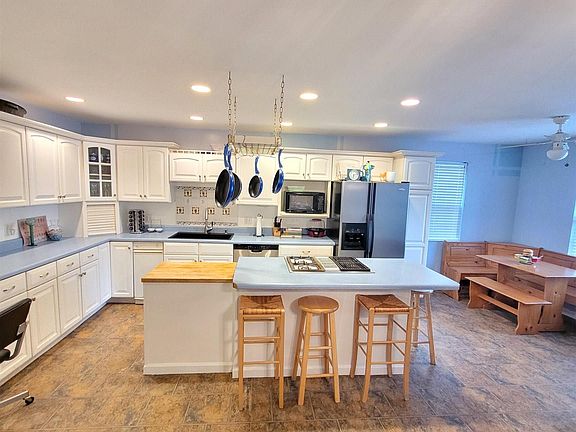 4th image of 118 Archelle Dr