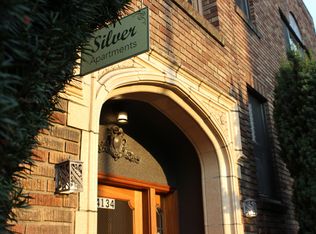 4134 11th Ave NE #24, Seattle, WA 98105