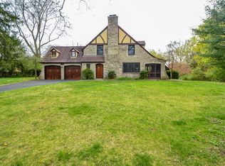 2495 E Brookwood Rd, Columbus, OH 43209