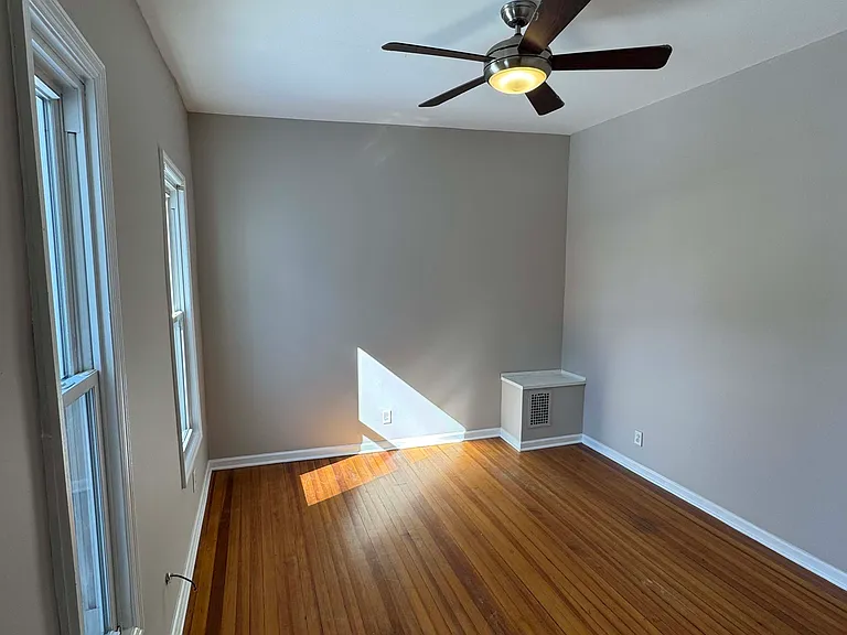 138 Pawling Ave #138 — Photo 16