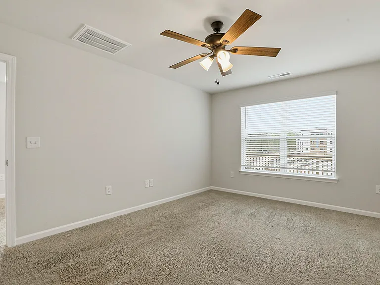 949 Robbie Jackson Ln — Photo 32
