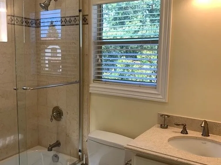 925 Roble Ave — Photo 19