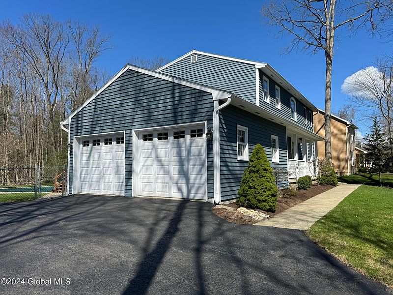 4th image of 11 Durham Way