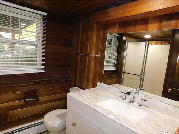 5th image of 36 Wedgewood Dr