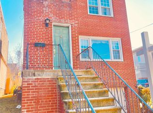 6802 52nd Dr, Maspeth, NY 11378