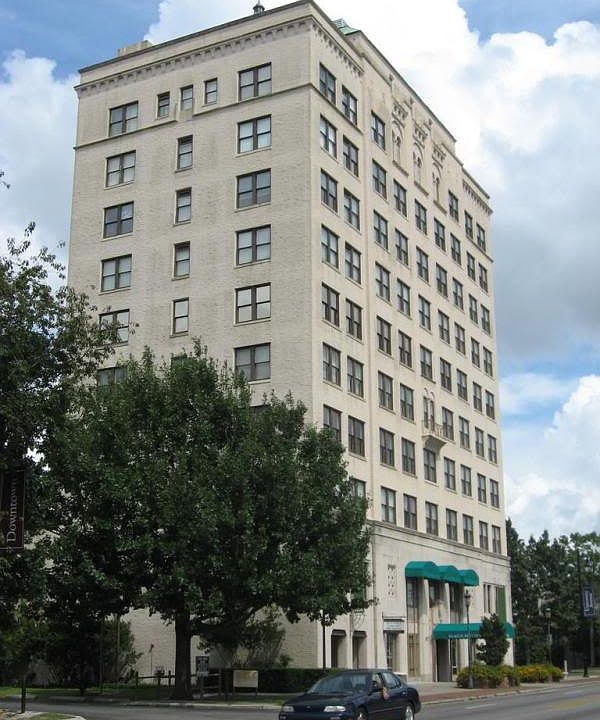 1st image of 408 W University Ave APT 8D
