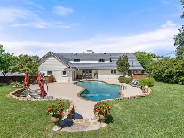 4025 Clayton Rd E, Fort Worth, TX 76116