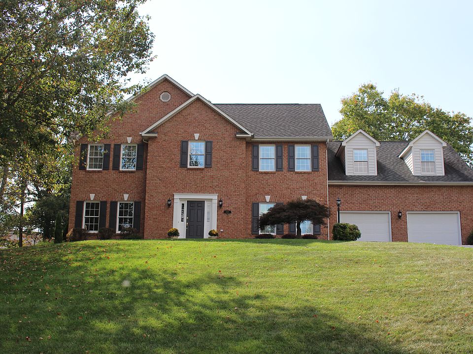 1st image of 205 Mateer Cir