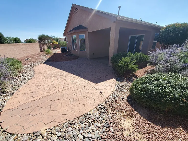 3070 Desert Sage Ave SW — Photo 21