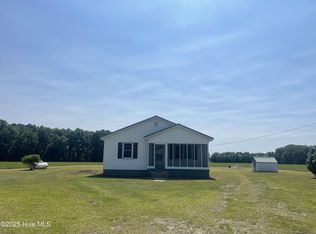 3296 Mary Chapel Rd, Halifax, NC 27839