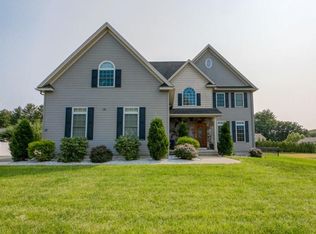 11 Bissonnette Cir, Southampton, MA 01073