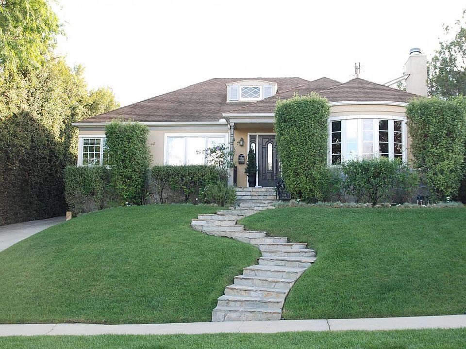 1st image of 9348 Cresta Dr