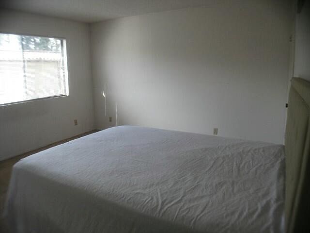 1st image of 102 W Constance Ave