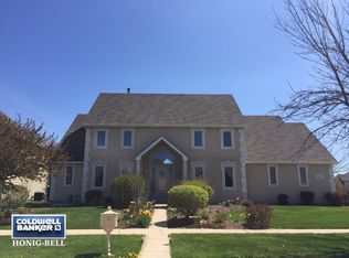 1561 Jeanel Ln, Aurora, IL 60502