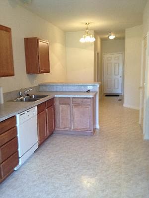 5th image of 552 Bobby Ann Ct #552