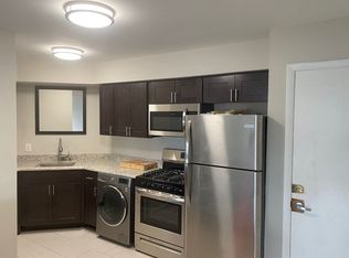 2492 N Murray Ave APT 110, Milwaukee, WI 53211