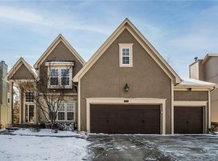 5005 W 158th St, Overland Park, KS 66224