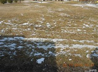 551 W Logan St, Aviston, IL 62216