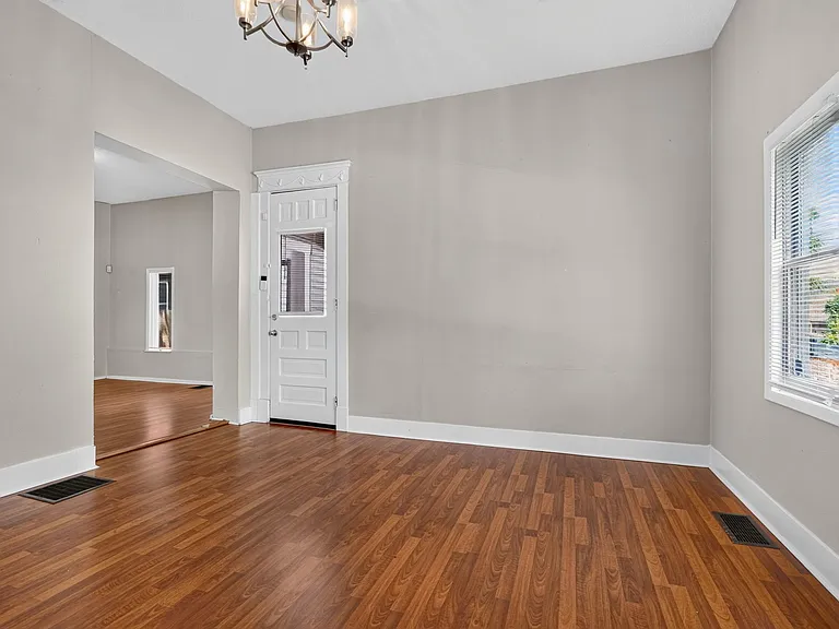 1613 Fletcher Ave — Photo 6