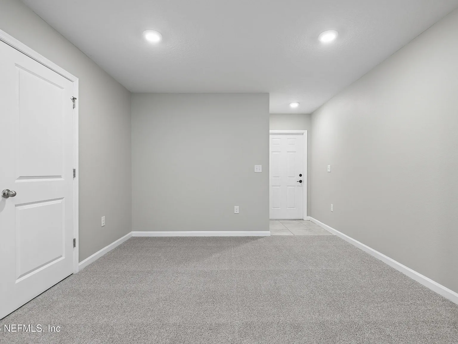 3 bed, 2.5 bath, 1404 sqft, $1,600 — Photo 4