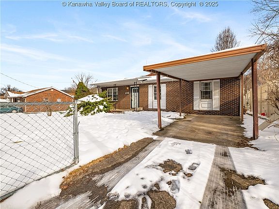 2nd image of 5010 Elaine Dr