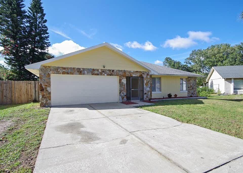 1st image of 2831 N Bermuda Ave
