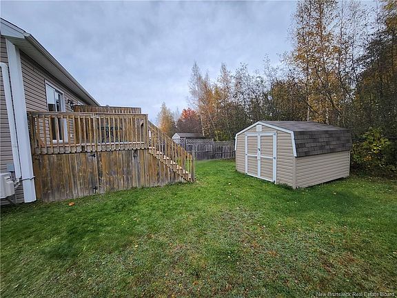 3rd image of 897 Bernard St