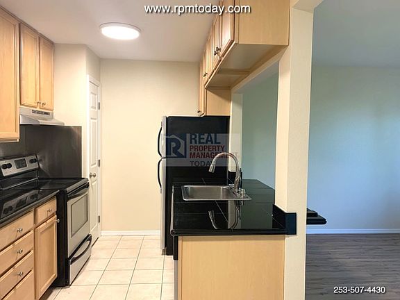 5th image of 1902 Yakima Ave APT 4