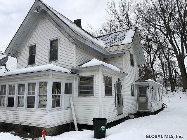 1st image of 122 West St